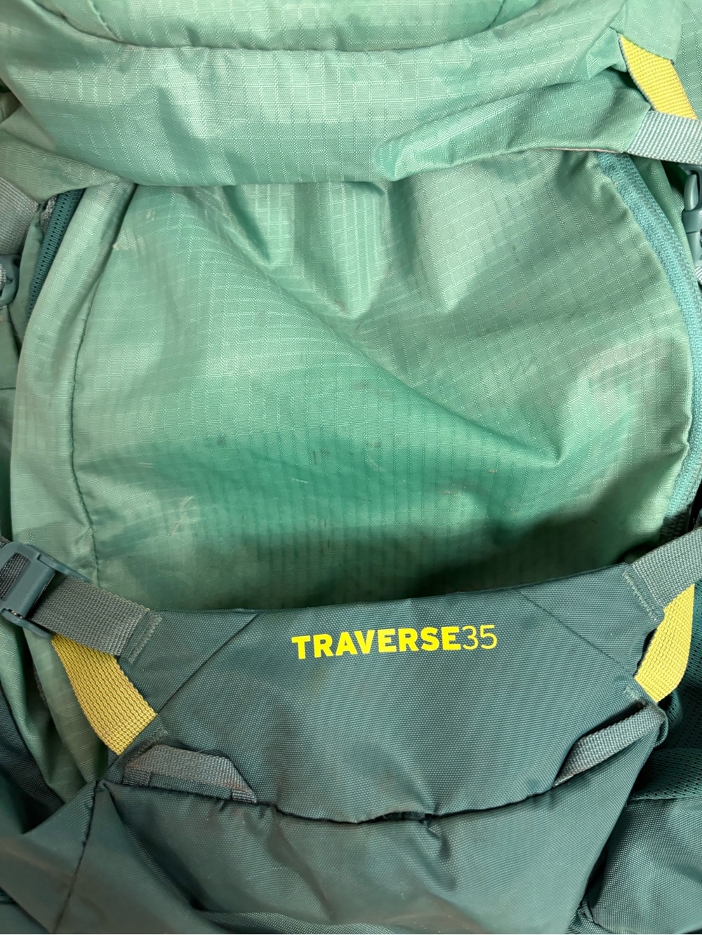 REI Co-op Traverse35 Women’s Medium Light Teal and Gray Hiking Backpack - Picture 12 of 13